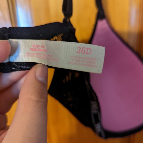 Victoria's Secret PINK Push Up - Picture 7 of 9